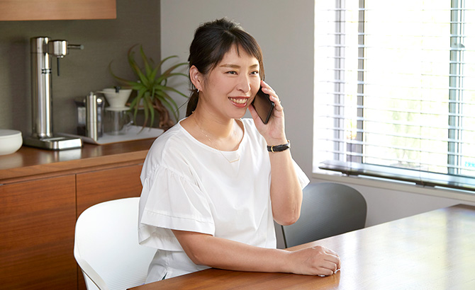 フリーダイヤルにお電話または、WEBからお申込み
